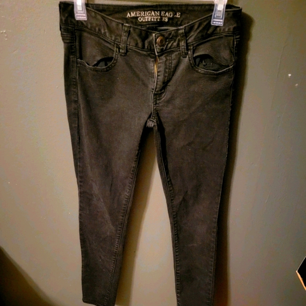 American Eagle Jegging Short